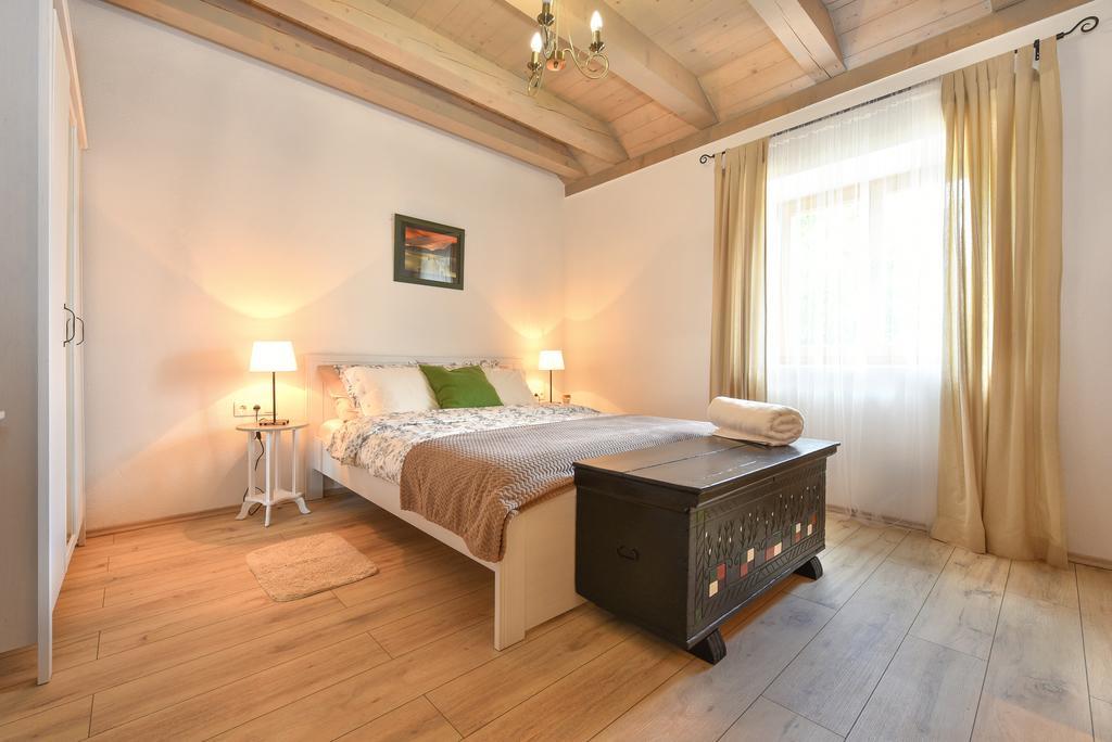 Rural House Kod Slapa Villa Bogatic Bagian luar foto